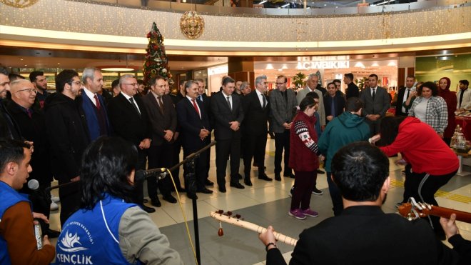 Beydağı Gençlik Merkezinden yıl sonu sergisi