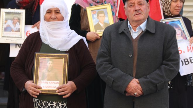 Diyarbakır annelerinin oturma eylemine bir aile daha katıldı