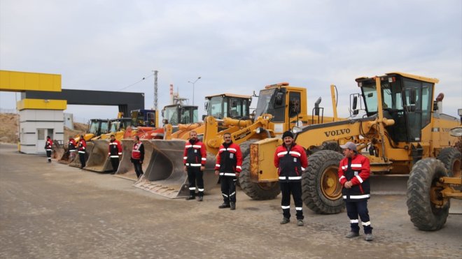 Edremit Belediyesi karla mücadele ekibi kışa hazır