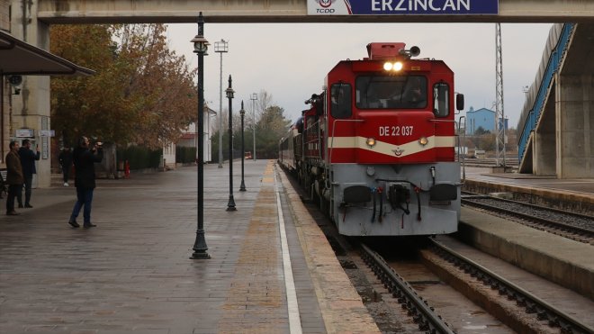 ERZİNCAN - Turistik Doğu Ekspresi treni Erzincan