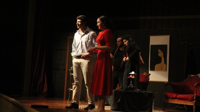 Erzurum'da gönüllü öğrenciler tiyatro oyunu sahneledi