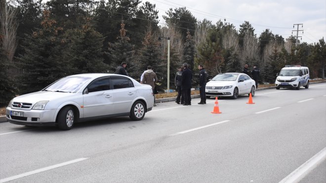Erzurum'da kamyonun çarptığı kişi öldü