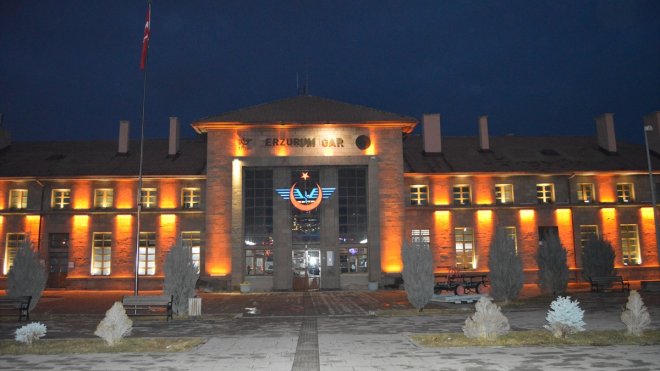 "Turistik Doğu Ekspresi" Erzurum'a ulaştı