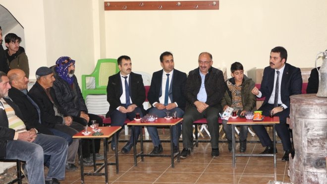 Karlıova Kaymakamı Gilan, köyleri ziyaret etti