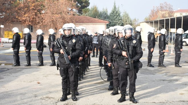 Malatya'da çevik kuvvet ekipleri tatbikat yaptı