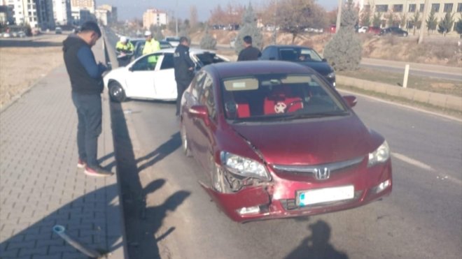 Malatya'da zincirleme trafik kazasında 1 kişi yaralandı