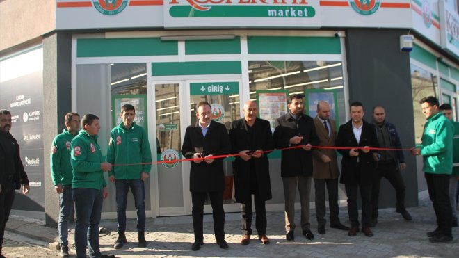 Malazgirt'te Tarım Kredi Kooperatif Marketi açıldı