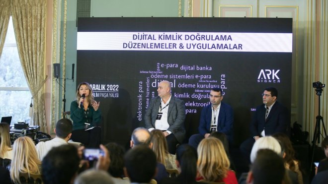 Türkiye, dijitalleşmede koşar adımlarla ilerliyor