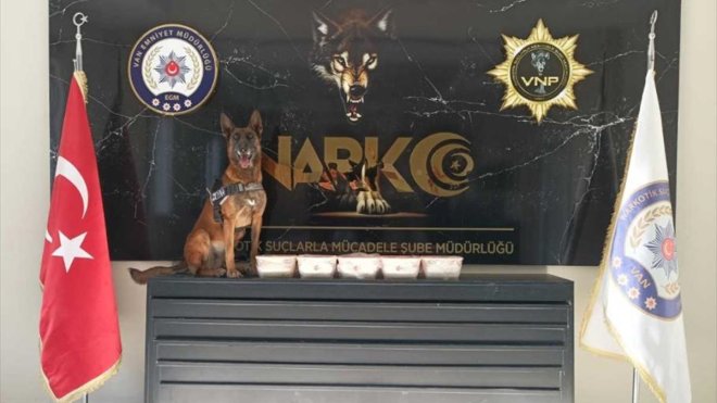 Van'da 5 kilo 750 gram sentetik uyuşturucu ele geçirildi