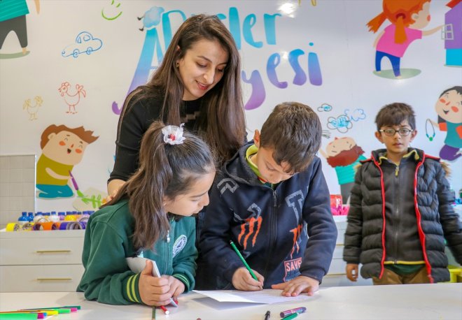 öğretmen çocukları geleceğe 90 Van