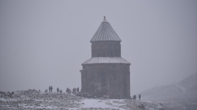 "Medeniyetler Beşiği" Ani Ören Yeri'nde yarıyıl tatili yoğunluğu