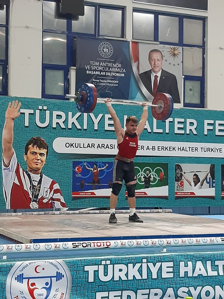 Ağrılı halterci Yusuf Ülker, Türkiye şampiyonu oldu1
