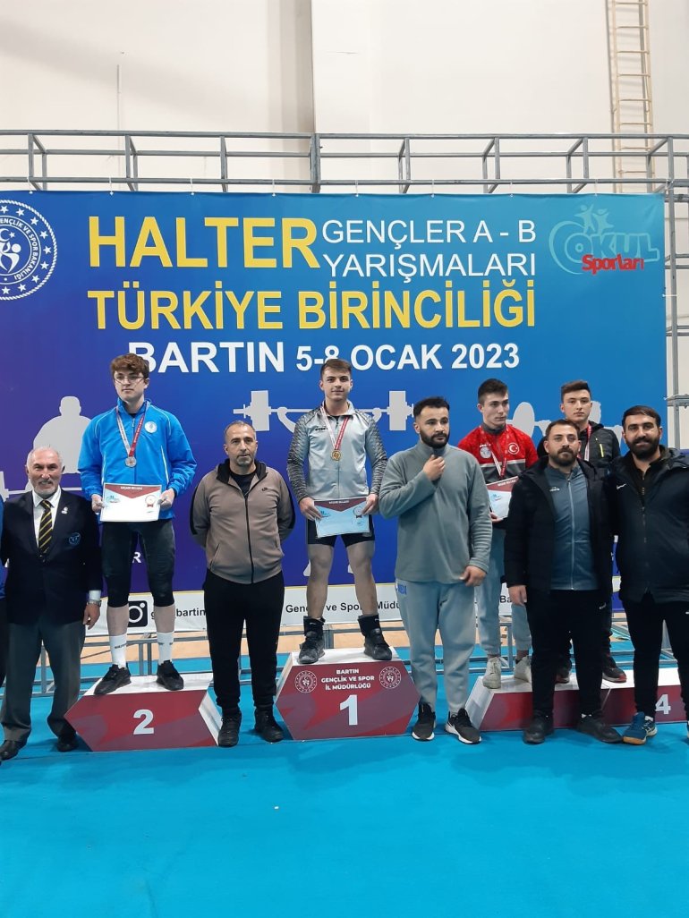 Ağrılı halterci Yusuf Ülker, Türkiye şampiyonu oldu4