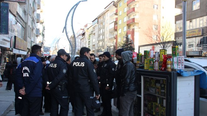 HAKKARİ - Kaçak sigara satışına yönelik denetim yapıldı1
