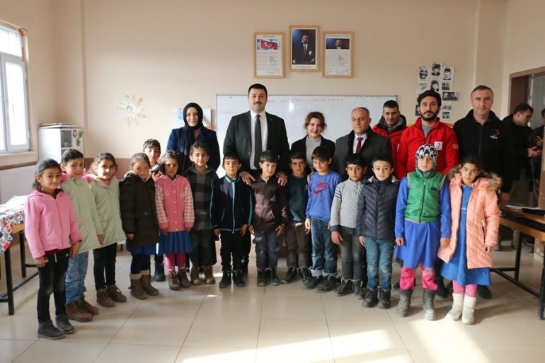 Kaymakam karali köy okullarını ziyaret etti2