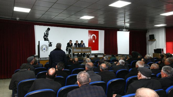 Van Büyükşehir Belediyesi, Özalp'ta muhtarlarla buluştu