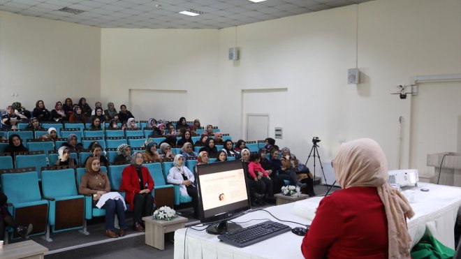 Van'da kadınlara yönelik eğitim semineri düzenlendi
