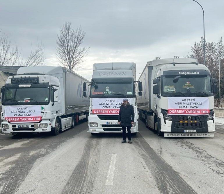 Ağrılı iş adamı ve 22-23 dönem Milletvekili cemal Kaya’dan deprem bölgesine yardım