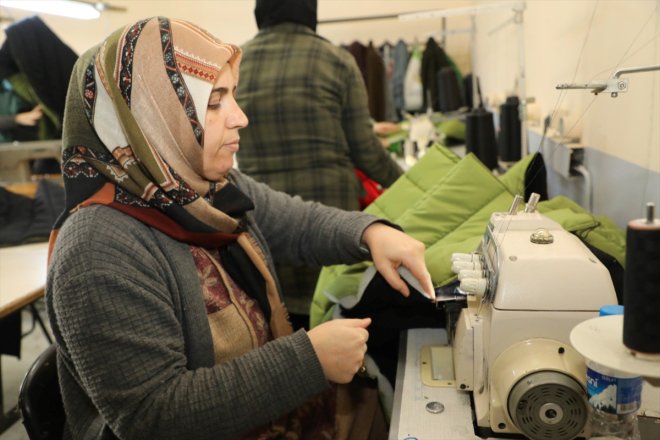 depremzedeler Ağrılı için kadınlar mesaisinde uyku tulumu 5