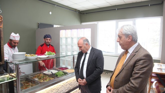 Bitlis'te 32 bin 443 öğrenci ücretsiz yemek uygulamasından faydalanacak