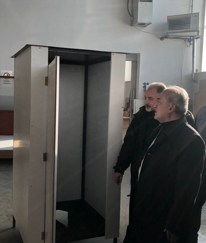 Erzurum ve Ardahan'dan depremzedelere seyyar tuvalet ve banyo gönderildi