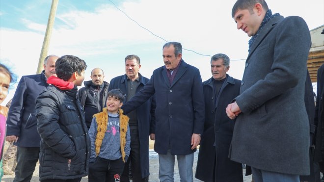 Gürpınar 580 depremzede aile misafir ediliyor1