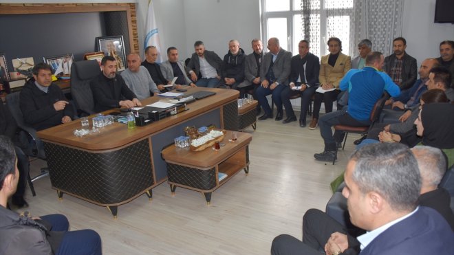 Hakkari'de STK temsilcileri depremde alınabilecek önlemleri konuştu