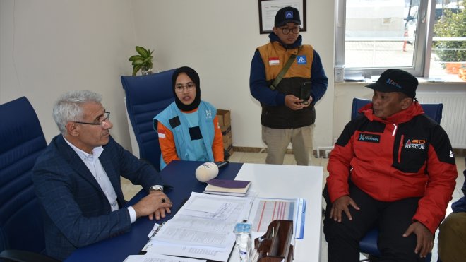 Malatya'da depremzedelere yardımda bulunan Endonezya ekibi kentten ayrıldı