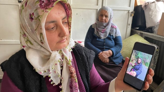 Malatyalı anne depremde kaybettiği üniversiteli kızının adının yaşatılmasını istiyor1