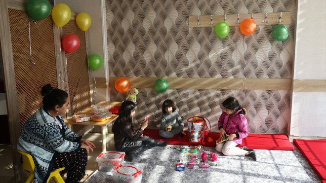 Muş'a gelen depremzede çocuklar için oyun alanları oluşturuldu