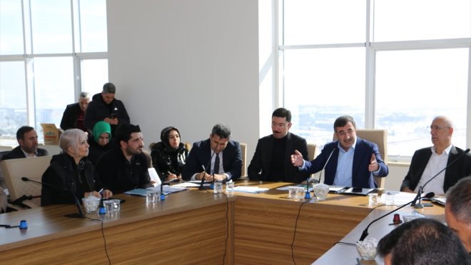 TBMM Plan ve Bütçe Komisyonu Başkanı Yılmaz deprem tedbirlerine ilişkin toplantıda konuştu: