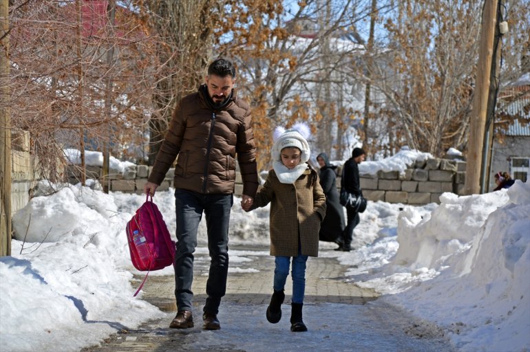 UMKE gönüllüsü kızına verdiği kız çocuğu kurtaracağım sözünü tuttu1