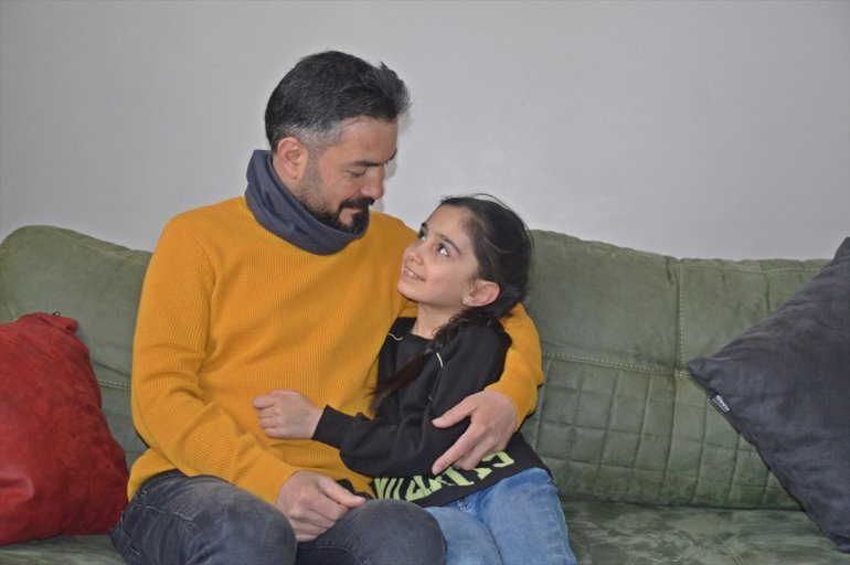 UMKE gönüllüsü kızına verdiği kız çocuğu kurtaracağım sözünü tuttu2