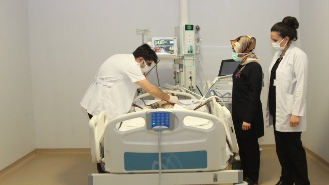 Van'daki çocuk yoğun bakım ünitesi bölge illerine de hizmet veriyor