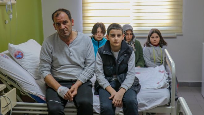 Van'da tedavi gören depremzedeler yaşadıkları anları anlattı