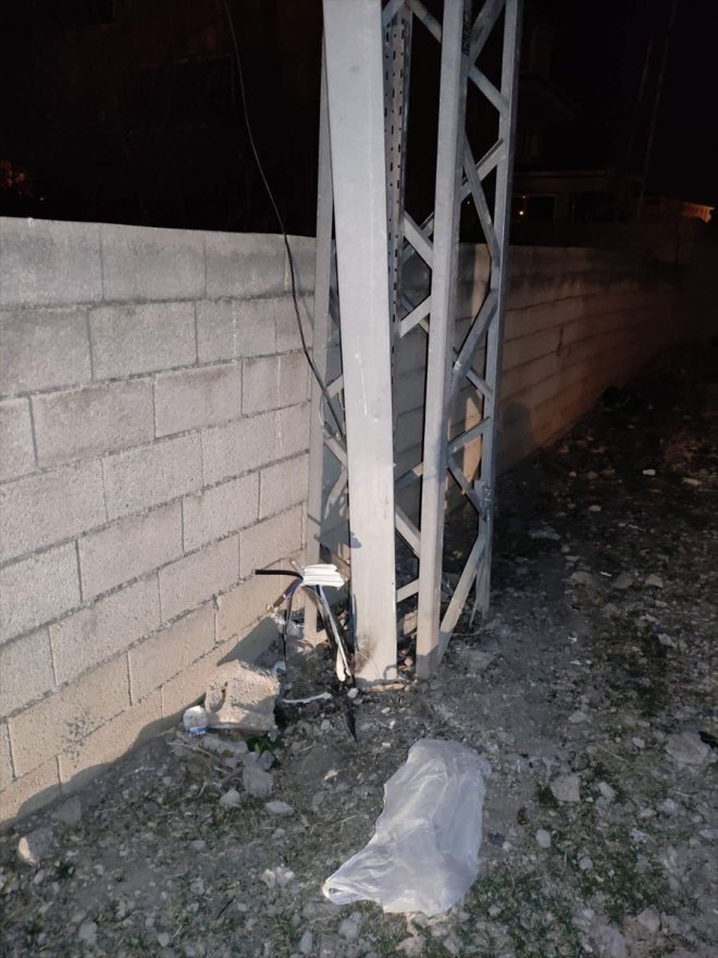 - hırsız AĞRI kablo direğinden tutuklandı yakalanan çalarken Elektrik 4