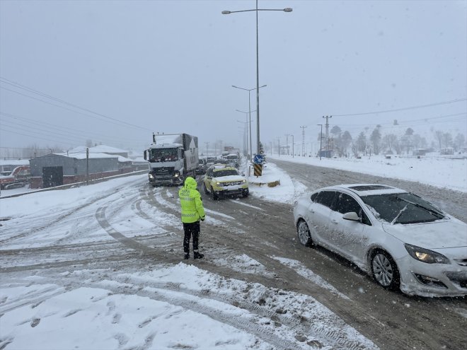 AĞRI Kar - ve ulaşımı aksattı tipi 3
