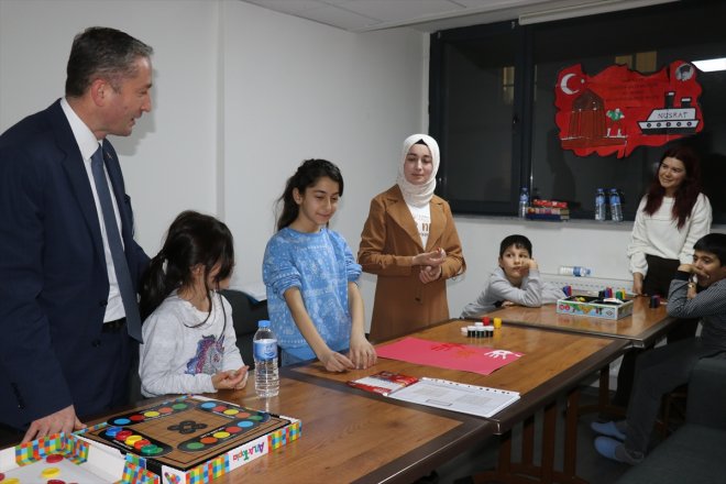 akşamları öğrenciler için gönüllü sonları ve hafta AĞRI mesaide Öğretmenler - depremzede 8