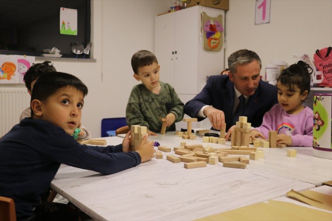 hafta AĞRI gönüllü öğrenciler ve mesaide için Öğretmenler sonları - akşamları depremzede 9