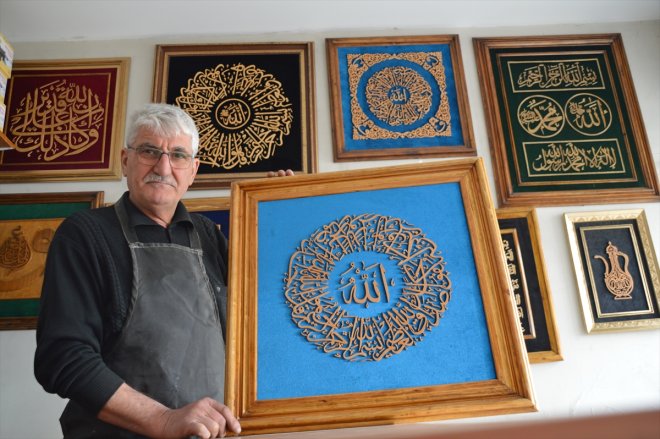 sanatı işliyor ahşapları gibi atıl ustası Ağrılı naht nakış 4