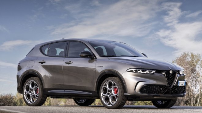Alfa Romeo Tonale Plug-in Hybrid Q4, Türkiye'de satışa sunuldu