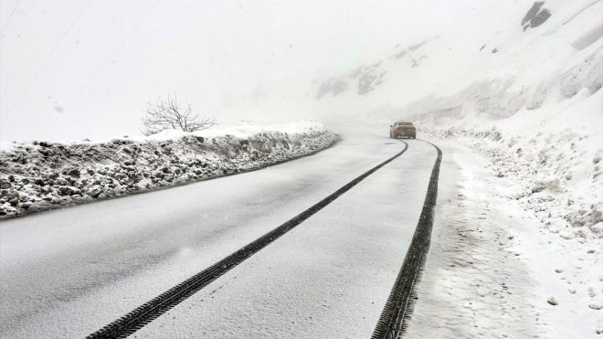 Ardahan-Şavşat ile Türkgözü-Damal-Posof kara yolları ulaşıma açıldı