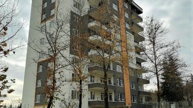 Arzum Sitesi Kentsel Dönüşüm Projesi'nde hak sahiplerine anahtarları teslim edildi