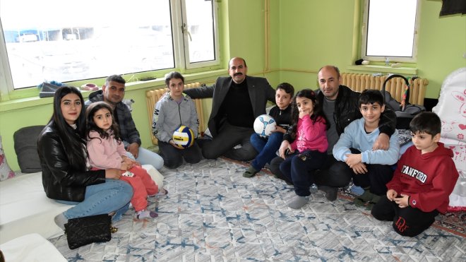 Iğdır'a gelen depremzede çocuklara antrenörler uyum eğitimi verecek