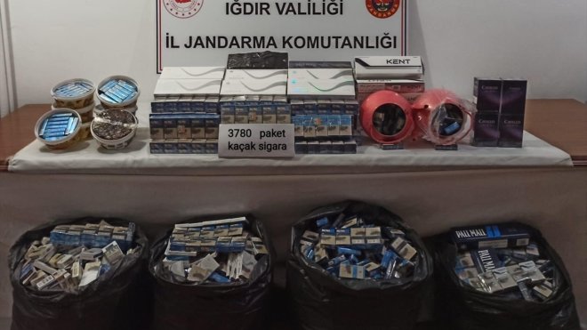 Iğdır'da sigara ve akaryakıt kaçakçılığı operasyonunda 33 kişi yakalandı