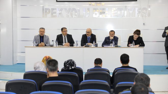 Kaymakam İhsan Emre Aydın vatandaşlarla bir araya geldi