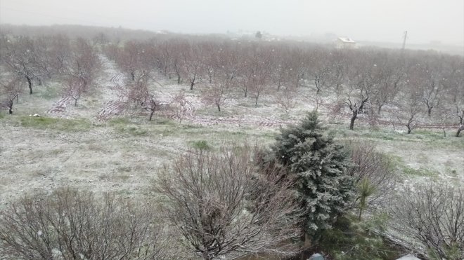 Malatya'da kar yağışı etkili oldu