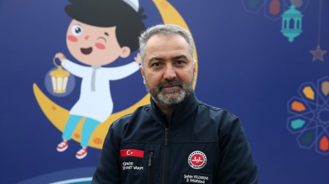 MALATYA - Teravih depremde hasar görmeyen cami ile çadır ve konteyner kentlerde kılınacak1