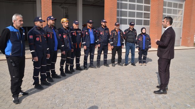 Muş AFAD ekibi deprem bölgesinde sevinç ve hüznü bir arada yaşadı