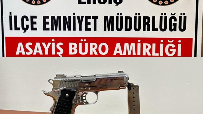 Van'da farklı suçlardan aranan 14 şüpheli tutuklandı